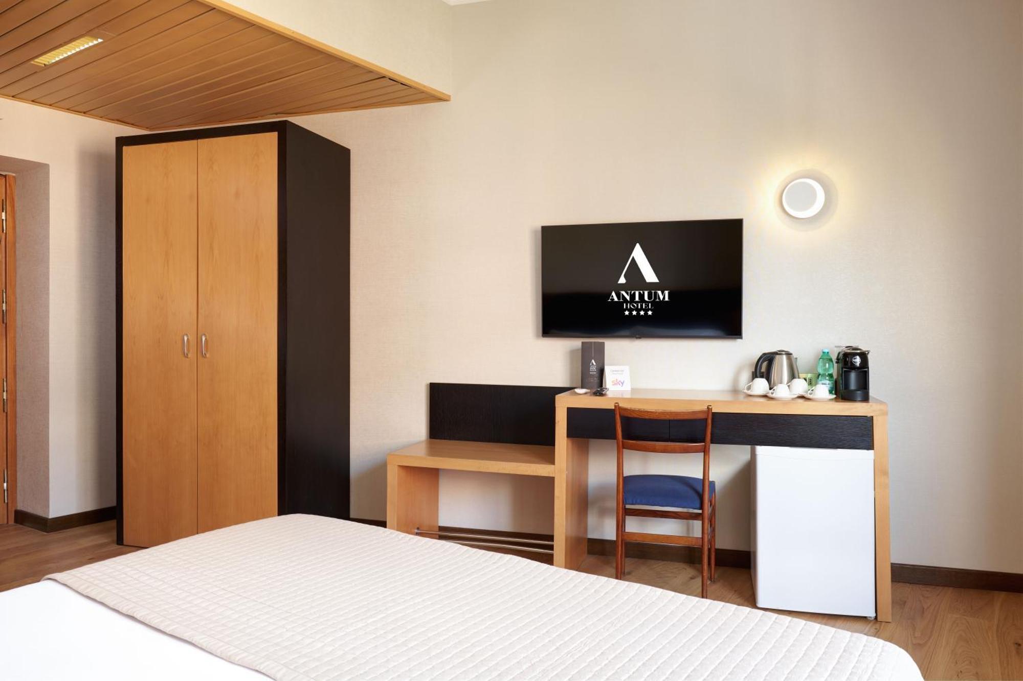 Antum Hotel Benevento Esterno foto