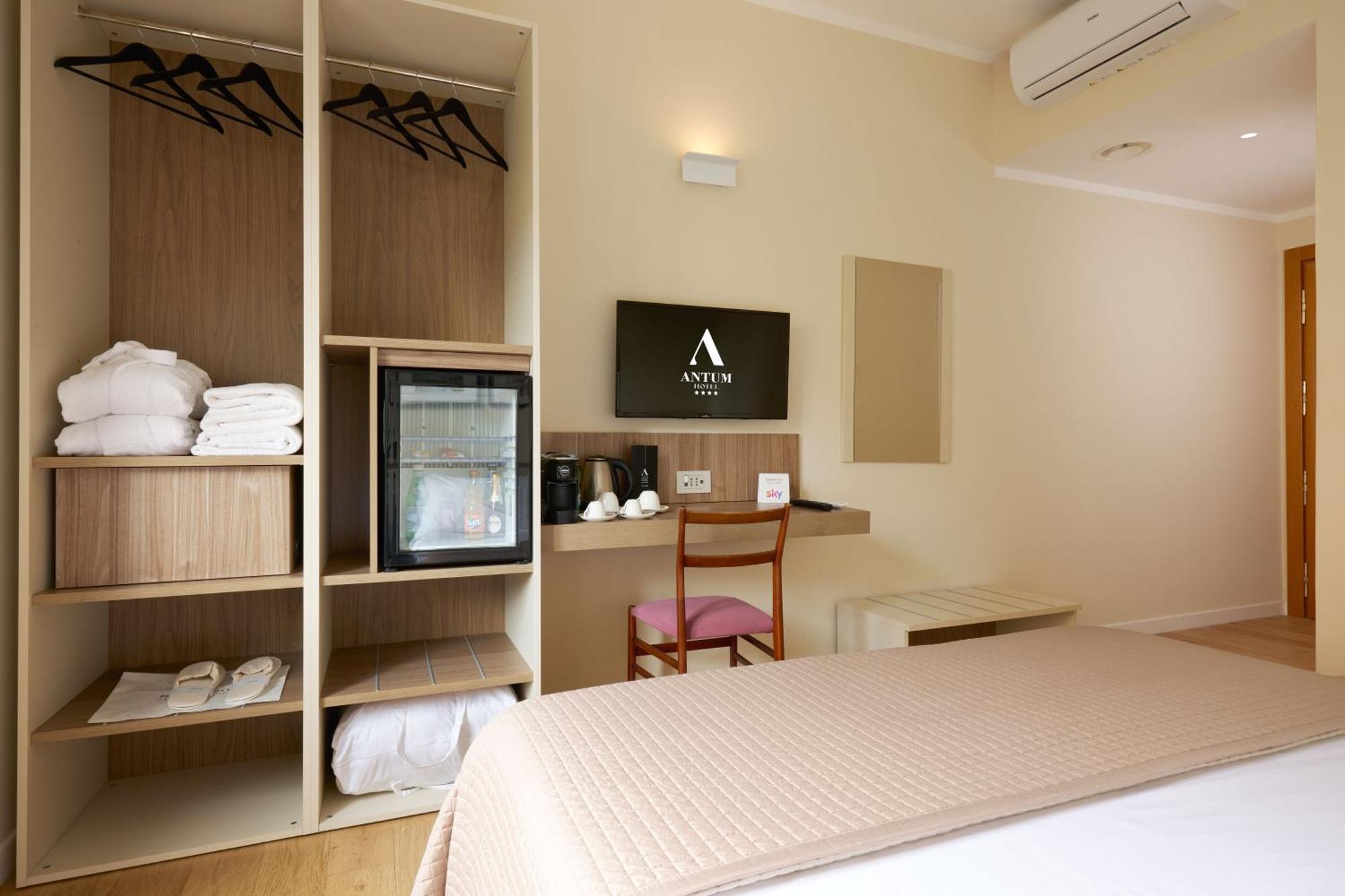 Antum Hotel Benevento Esterno foto